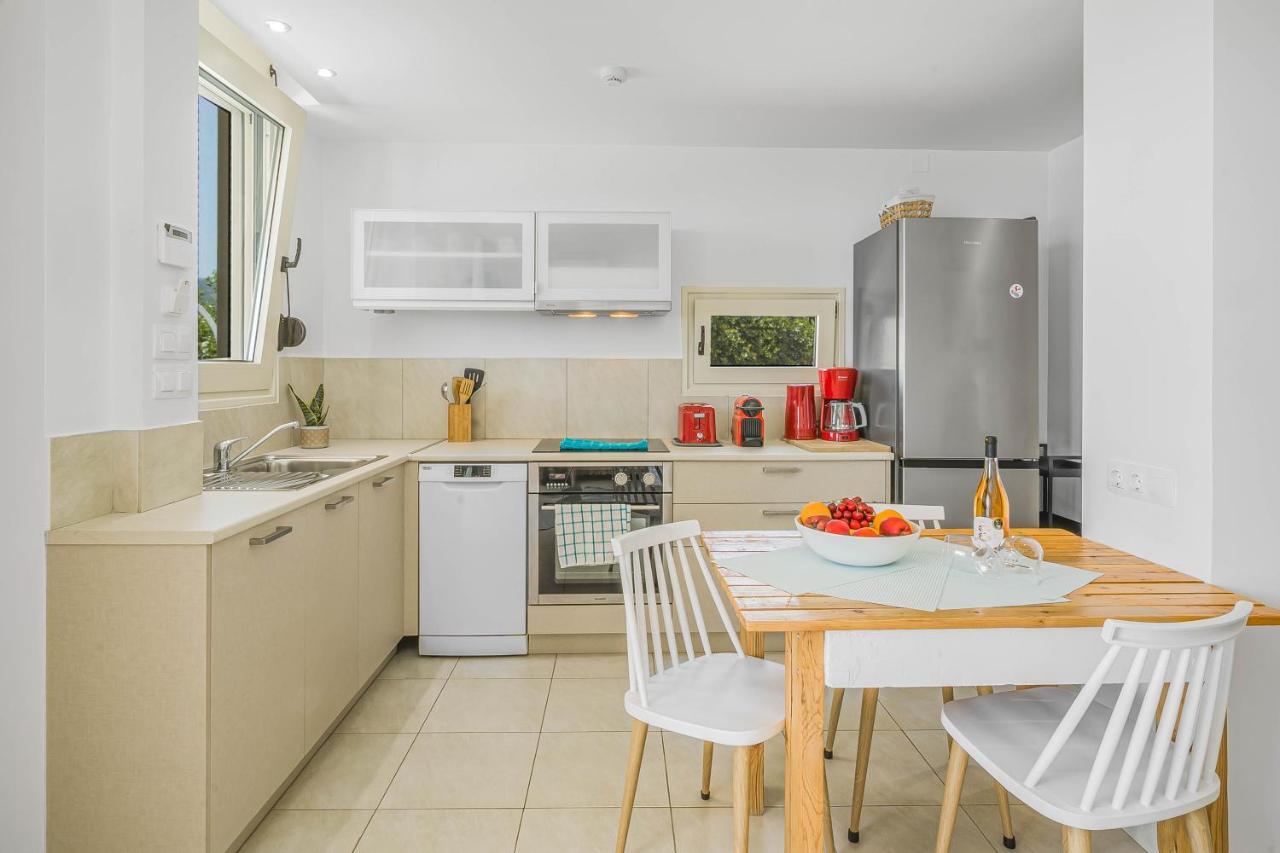 Junior Suite By The Beach Stalida Exterior photo